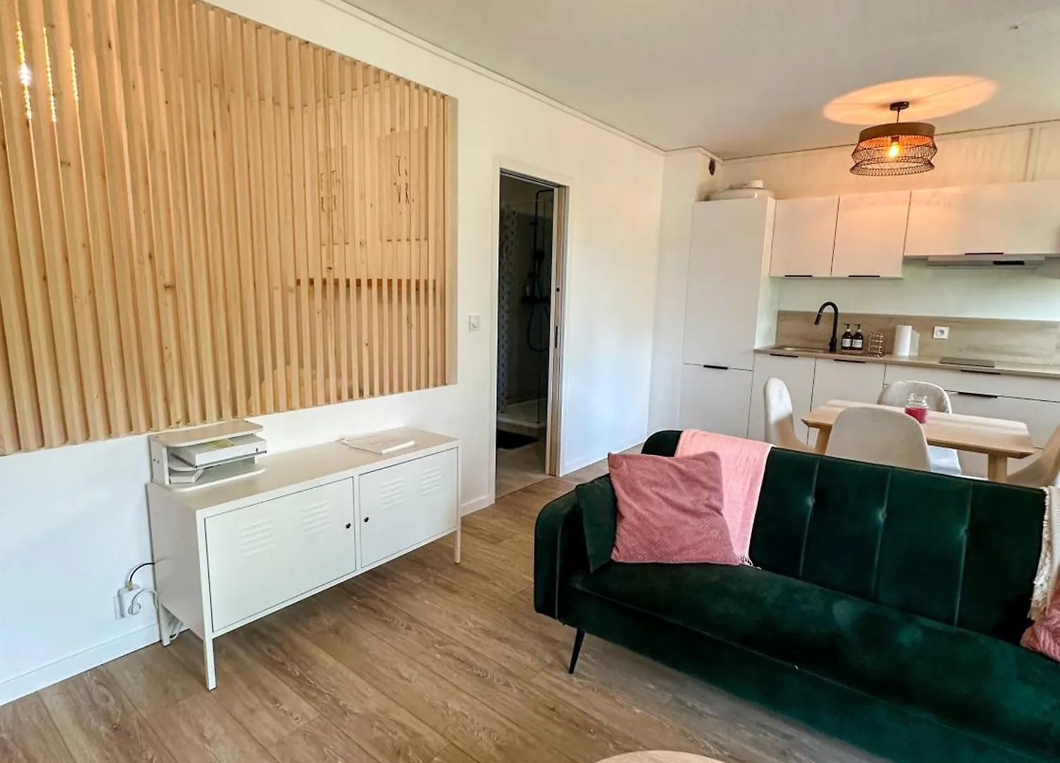 Apartment Studio Wifi, Parking Privatif Prive, Clim, Proche Plage Et Polygone Riviera Cagnes-sur-Mer