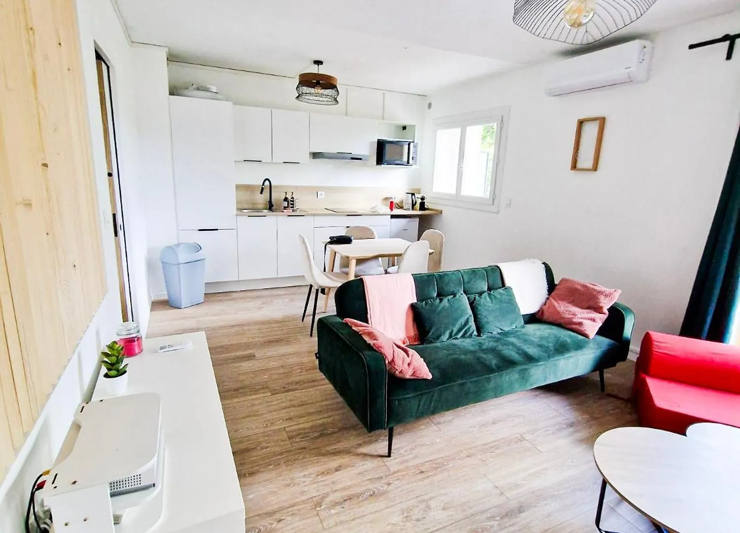Studio De Charme, Wifi, Parking Privatif Prive, Clim, Proximite Polygone Riviera كانيو سور مير