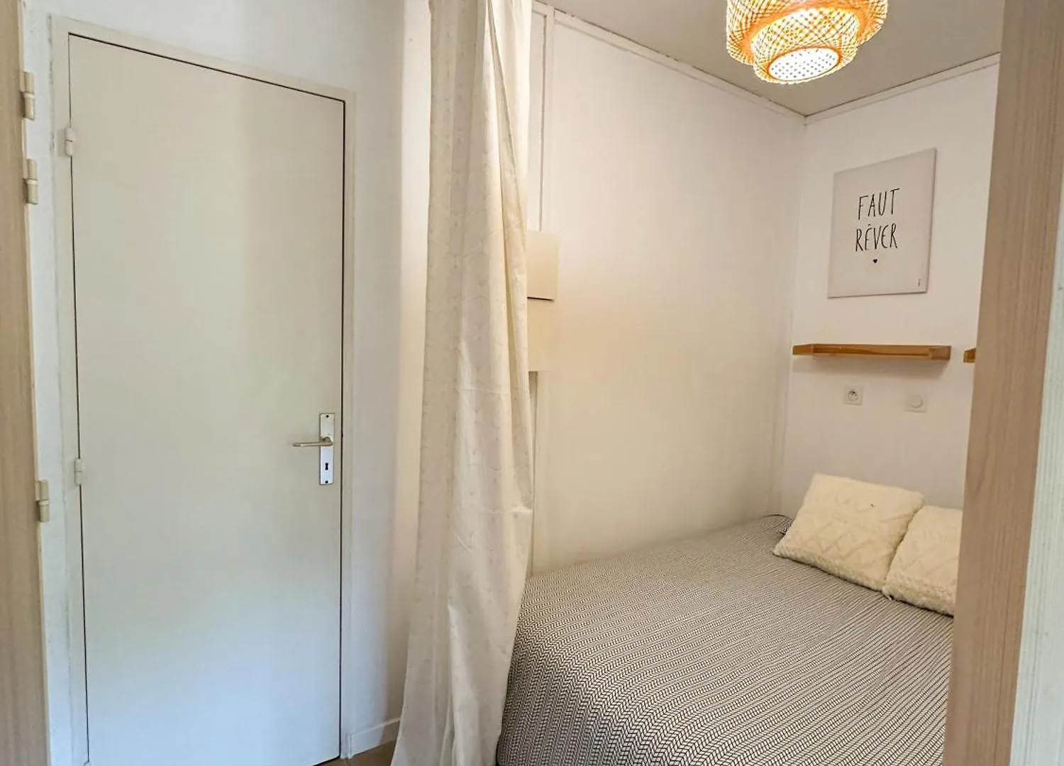 شقة Studio Wifi, Parking Privatif Prive, Clim, Proche Plage Et Polygone Riviera كانيو سور مير فرنسا